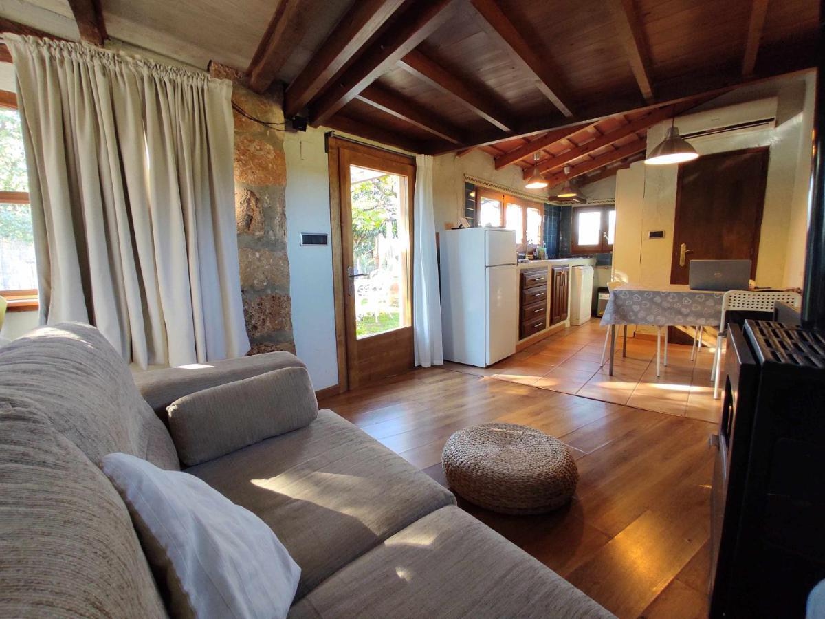 Casita Con Jacuzzi Rectoria De Dosquers Βίλα Maia de Montcal Εξωτερικό φωτογραφία